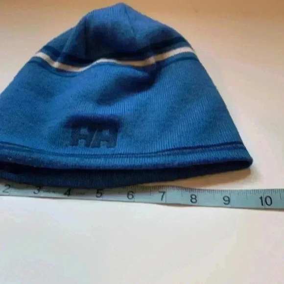 Helly Hansen winter hat, double knit, 50% wool - Picture 2 of 5